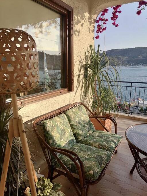 Suiteviewporos Galatas  Exterior photo