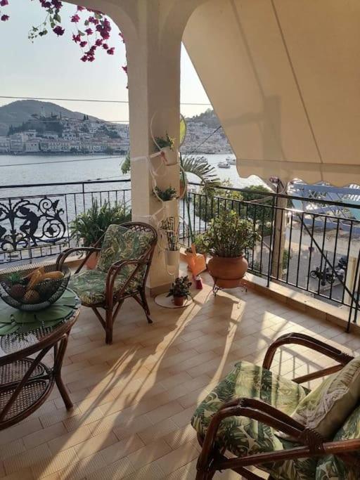 Suiteviewporos Galatas  Exterior photo